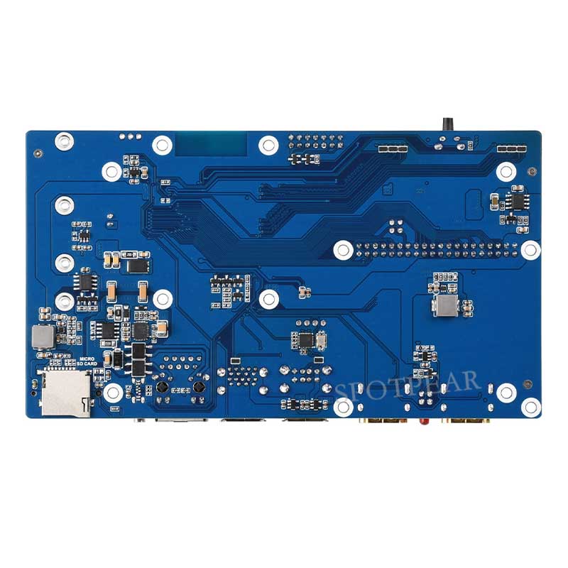 وحدة حساب Raspberry Pi 5 PoE B - مراجعة Deskpi Super6C وسعره